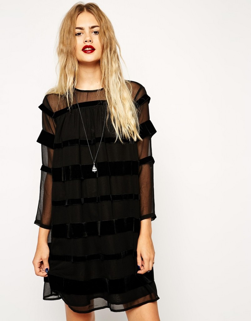 robe transparente noire